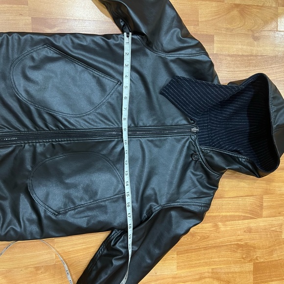 Boys Reversible Coat🎈🎈🎈 - Picture 5 of 13